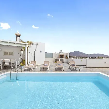 Flora - Vipvipvillas * Playa Blanca