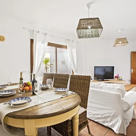 Βίλα Flora - Vipvipvillas
