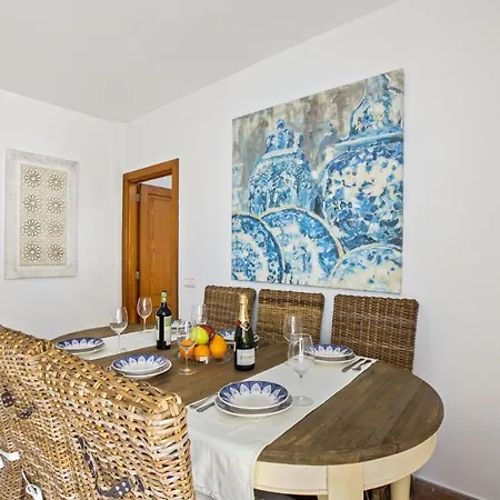 Flora - Vipvipvillas * Πλάγια Μπλάνκα