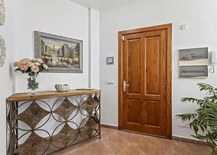 Flora - Vipvipvillas فيلة بلايا بلانكا